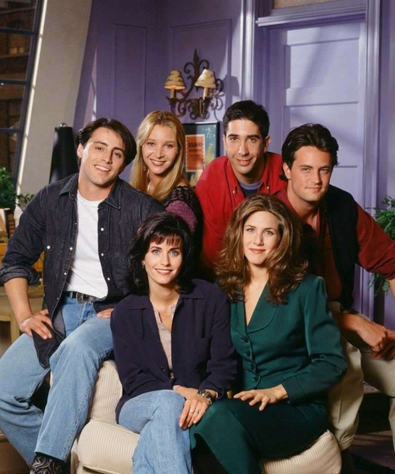 A Friends meghívja a csapatot a sorozatfelvételre koronavírus adományért cserébe!