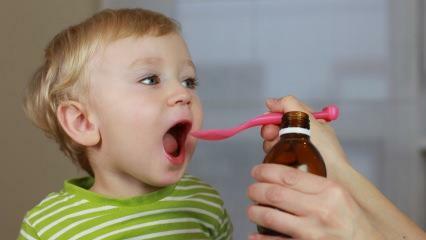 Szabad-e evőkanállal adni gyógyszert gyerekeknek? Fontos figyelmeztetés a szakértőktől