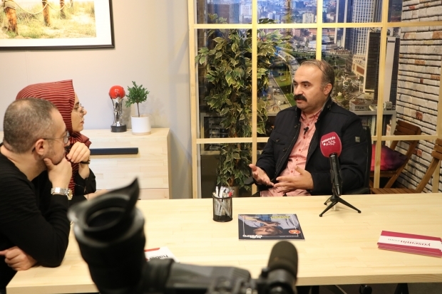 Osman Doğan, a bankett játék rendezője válaszolt a kíváncsi kérdésekre