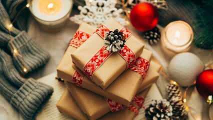 Milyen ajándékot kapsz karácsonyra? Újévi ajándékjavaslatok 2023-as nők számára
