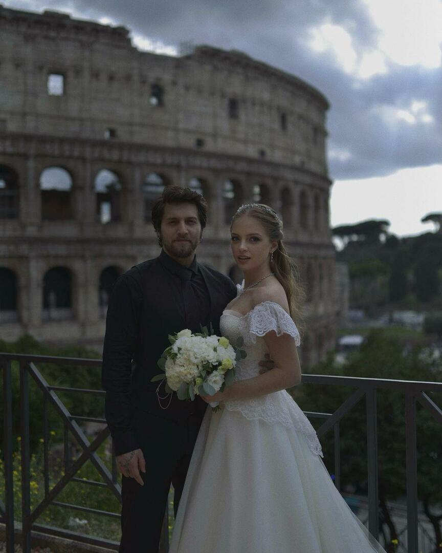 A híres pár esküvőjét Rómában tartották