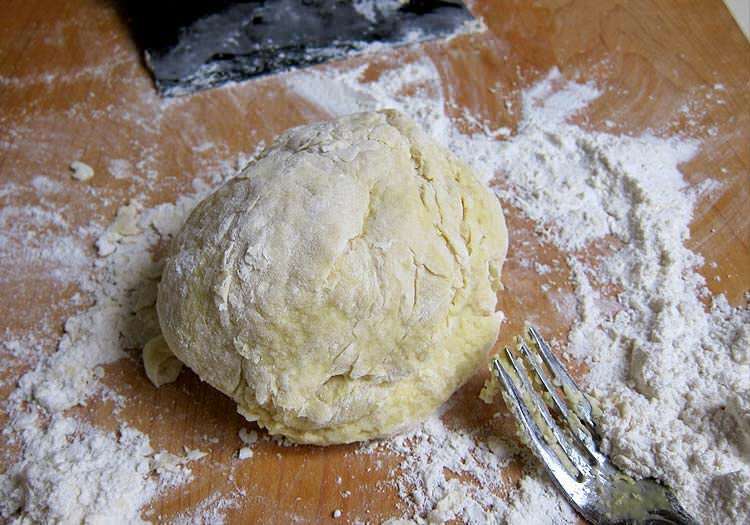 Hogyan készítsünk tészta tésztát otthon