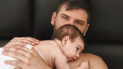 Tolgahan Sayiskan megrázta a közösségi médiát 2 hónapos fiával!