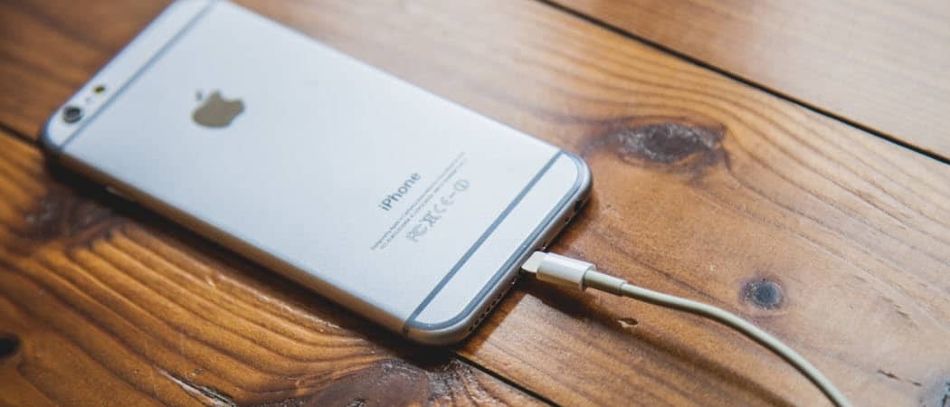 Az optimalizált akkumulátortöltés engedélyezése vagy letiltása az iPhone-on