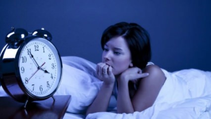Milyen károkat okoz az álmatlanság a bőrén?