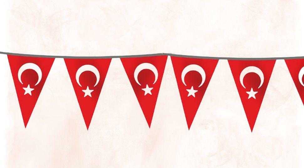 Özgüvenal vonós dísz háromszög török ​​zászló