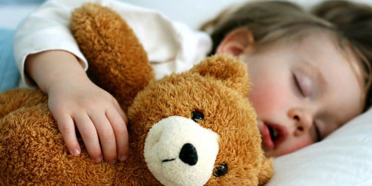 Hogyan befolyásolja a horkolás a gyermek fejlődését?