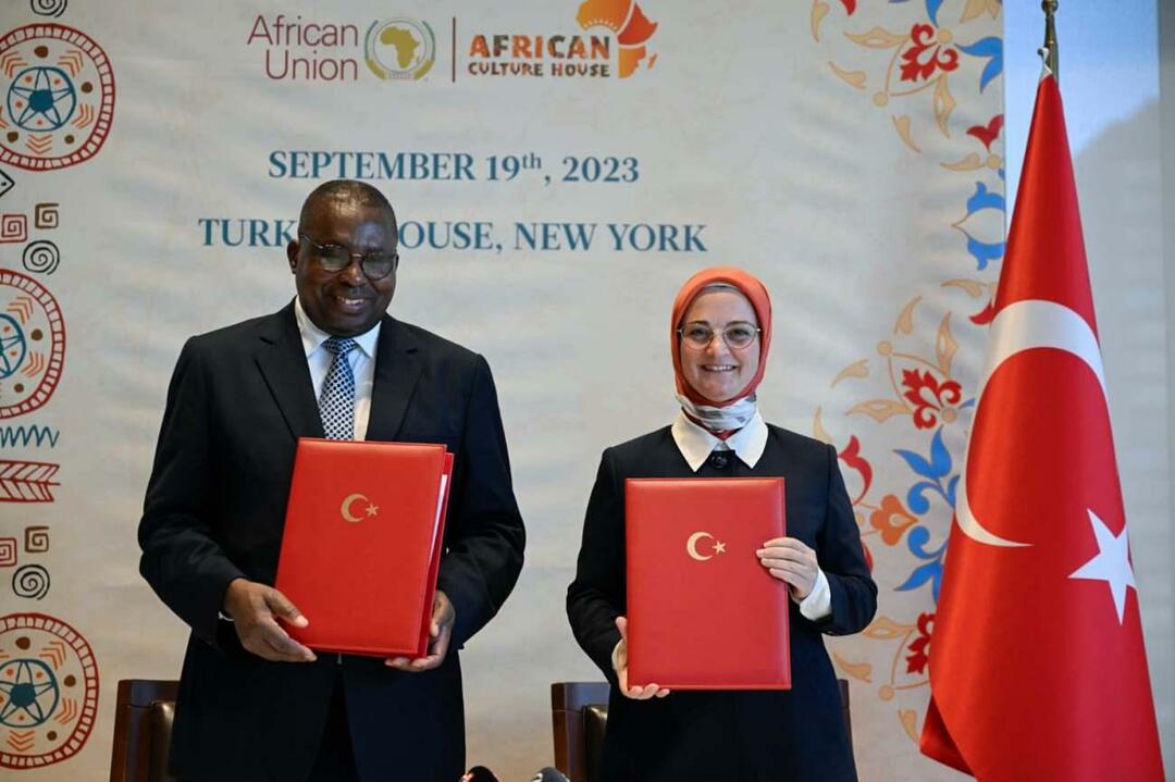 Együttműködési jegyzőkönyvet írt alá az Afrikai Unió és az Afrikai Kultúrház Egyesületünk