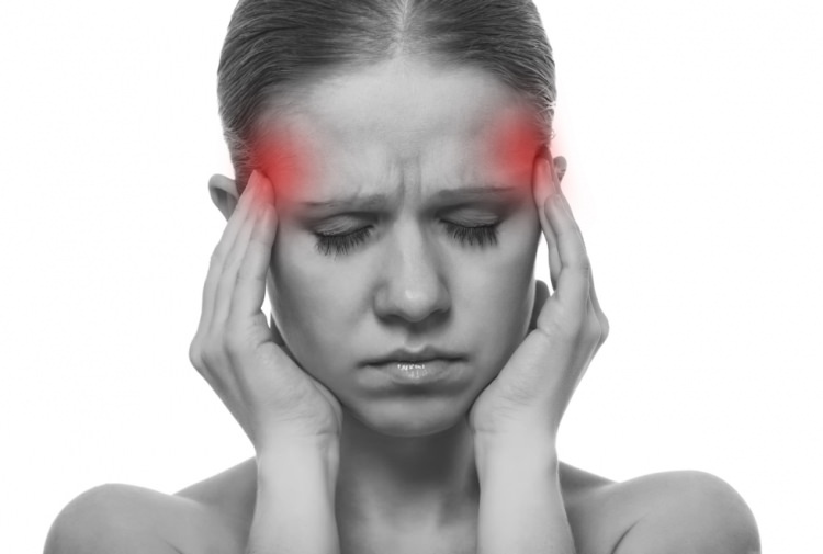Hogyan múlik el a migrén fájdalom? Gyógynövényes oldatok a migrénhez
