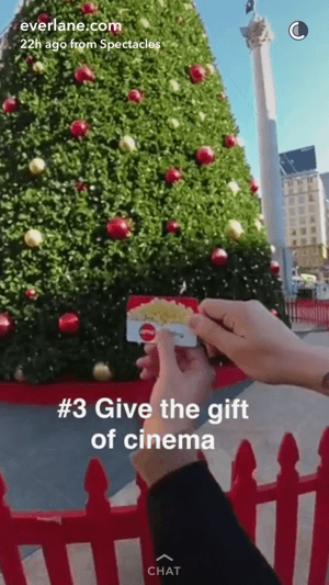 Az Everlane Snapchat története azt mutatta, hogy egy márka nagykövete film ajándékkártyát osztogat.