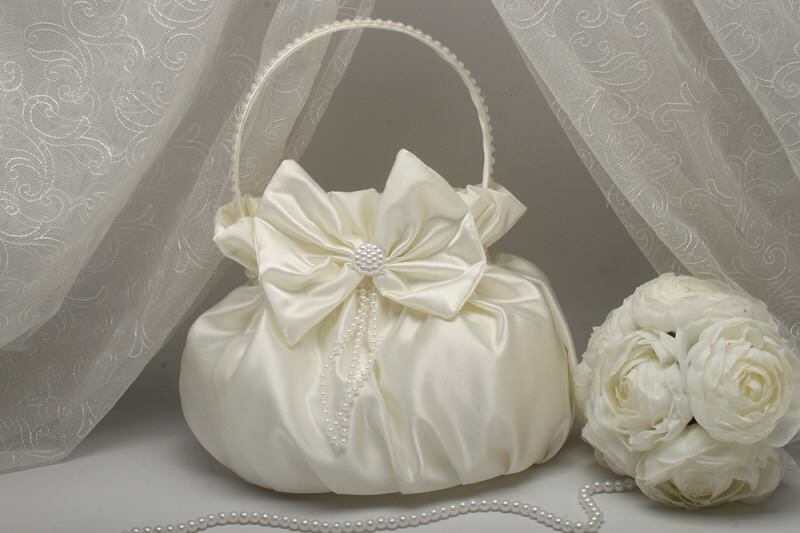 Fenntartható táskák a leendő menyasszony számára