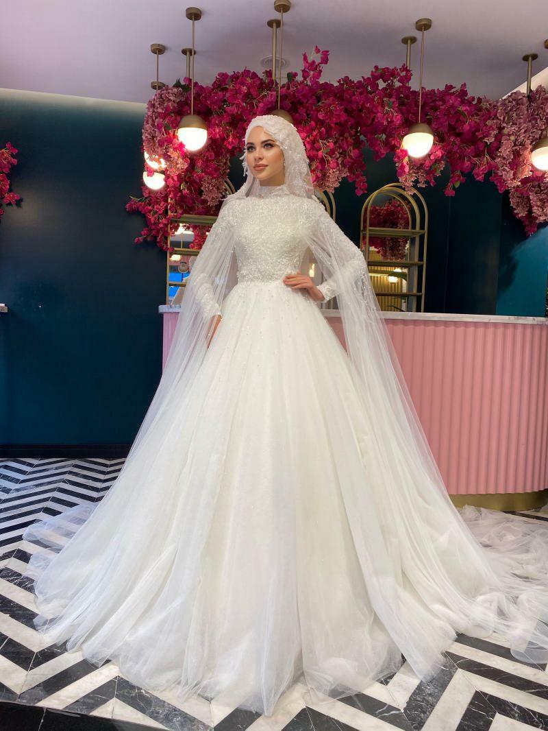 Melyek a 2021-es esküvői ruhák? A legszebb koszorúslány ruhák Mennyibe kerülnek az esküvői ruhák bérleti árai