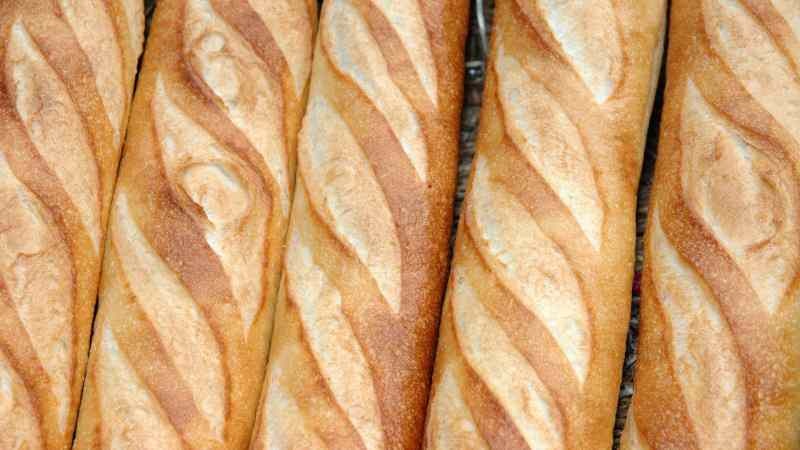 Mit jelent a francia? Hogyan készítsünk francia kenyeret? Francia kenyérkészítés otthon