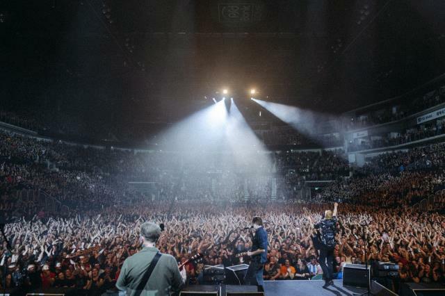 A Toten Hosen rockegyüttes több mint 1 millió eurót gyűjt a földrengés áldozatai számára a koncerten