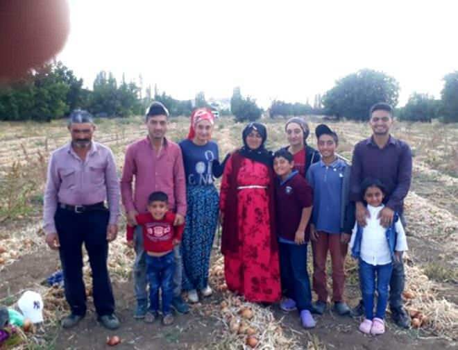 Hikmet Karabulut és családja
