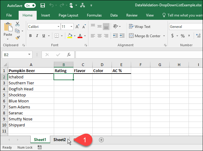 Hogyan lehet elkészíteni legördülő listákat az adatok érvényesítésével a Microsoft Excel programban?