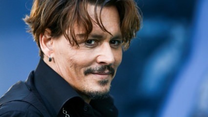 Johnny Depp nagy sokk!