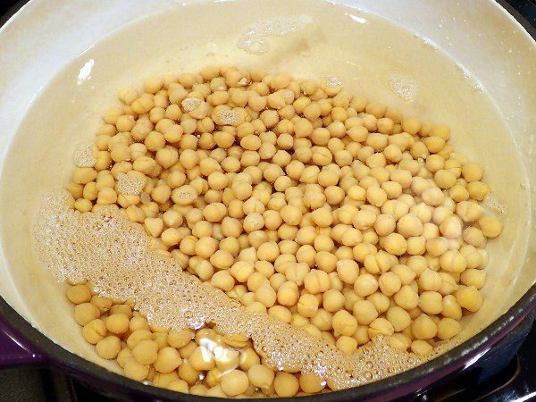 Hogyan lehet elkészíteni a csicseriborsó levet?