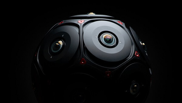 Az Oculus a RED elosztó kameráját debütálta a Facebook 360-mal, egy professzionális minőségű, készre kész 3D / 360 ° -os kamerával, amelyet a RED-kel együttműködve hoztak létre.