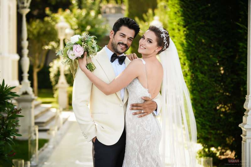 Burak Özçivit és Fahriye Evcen 2017-ben házasodtak össze