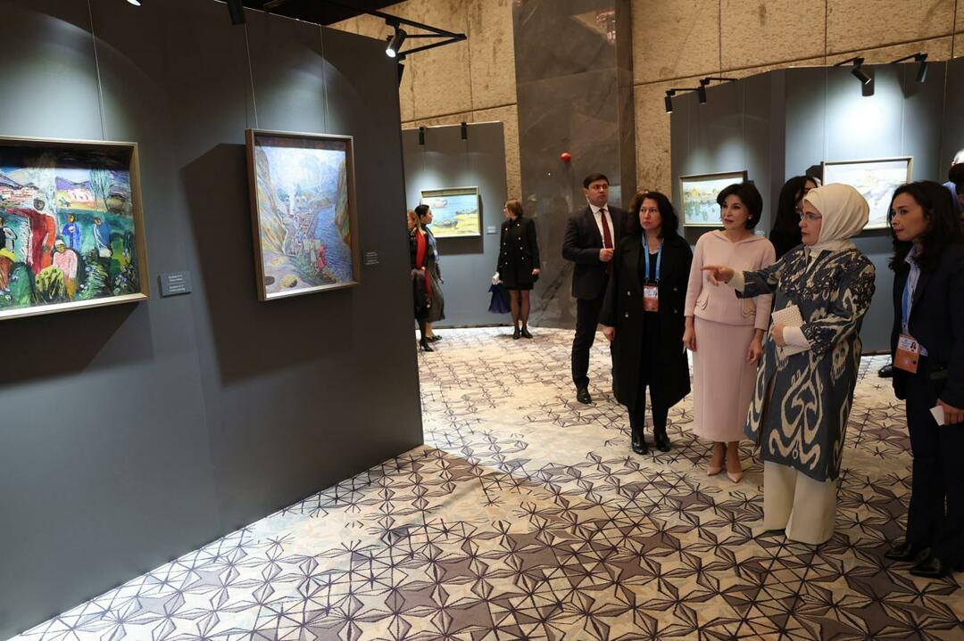 Emine Erdoğan meglátogatta az Üzbegisztán Színek Kiállítást Szamarkandban