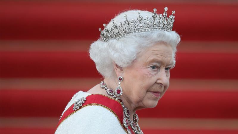 Elizabeth királyné elhagyta a palotát