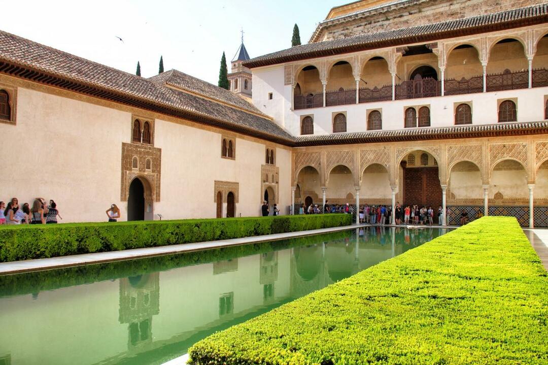 Képek az Alhambra palotából