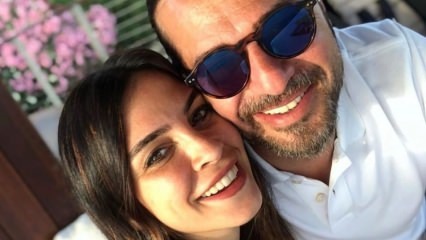 Engin Altan Düzyatan feleségével, Neslişah Alkoçlarmal ünnepelte születésnapját