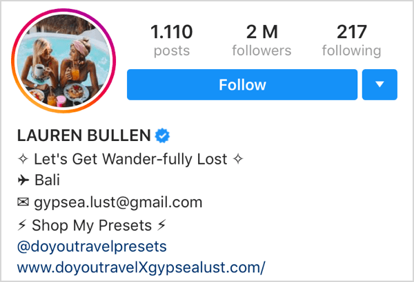 példa az Instagram profilra, emoji-kkal az egyes fogantyúk mellett a bio-ban