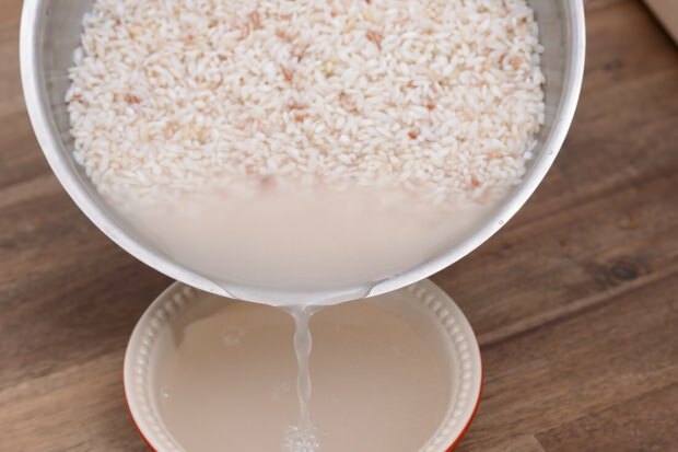 Hogyan készítsük el a rizsvizet?