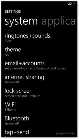 A Windows Phone 8 testreszabhatja a zárolási képernyő beállításait