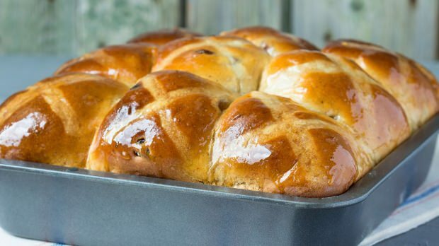 Hogyan készítsünk húsvéti teasüteményeket otthon? Gyakorlati húsvéti muffin recept