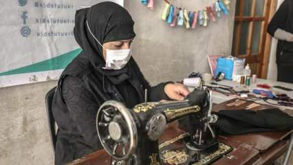 Az idlibi önkéntes szabók által javított ruhák a gyermekek ünnepévé válnak