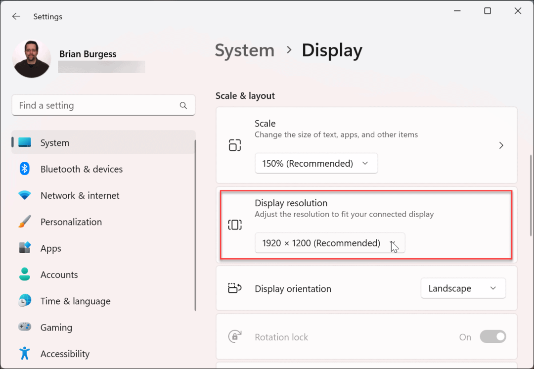 A képernyőfelbontás megváltoztatása Windows 11 rendszeren