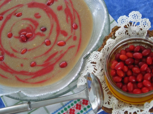 Hogyan készíthetünk áfonya tarhanát mészből? Finom leves recept áfonya tarhana