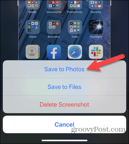 Érintse meg a Mentés a fényképekbe elemet, amikor iPhone-képernyőképeket szerkeszt