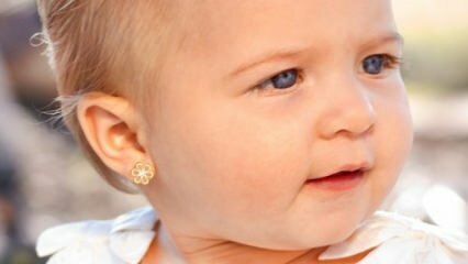 Mikor kell átszúrni a babák füleit?