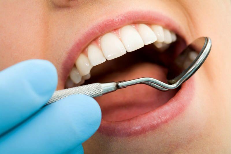 Gyógyító imák, amelyeket el kell olvasni a nem átmenő fogfájás miatt! Mi jót jelent a fogfájásnak? Fogfájás kezelése