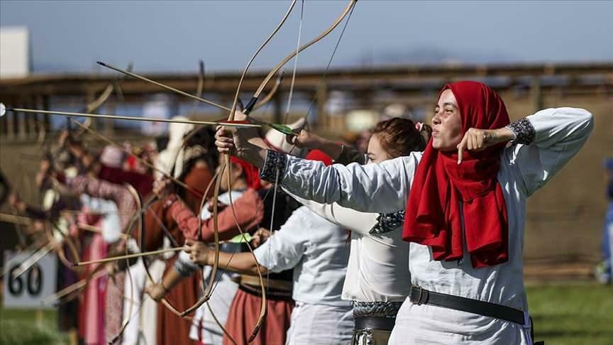 Az íjászat a 4. nomád játékok egyik legszembetűnőbb sportja volt