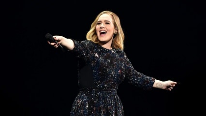 A világhírű énekesnő, Adele fájdalmas napja, aki Grammy-díjat nyert... Apja meghalt