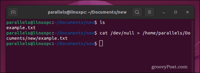 Ürítsen ki egy fájlt Linuxban a cat paranccsal