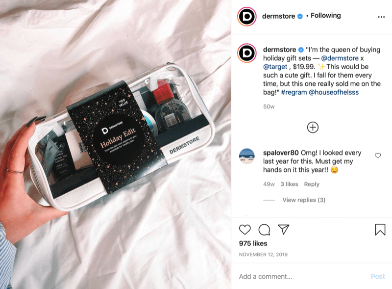 A @dermstore szezonális ajándék példája megtalálva és megosztva az Instagram-poszton, feltüntetve az eladási árat és a @target címkézését, ahol az értékesítés zajlik