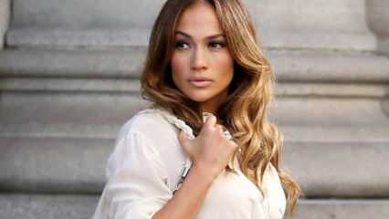 A török ​​fodrász felkeltette Jennifer Lopez figyelmét!