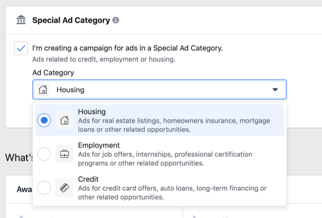 A Facebook speciális hirdetési kategóriájának beállításai a Hirdetéskategória legördülő menüben
