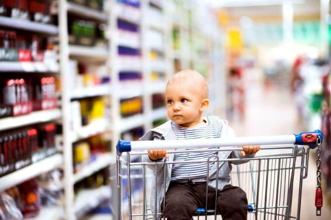 Fontos figyelmeztetés a Reklámtáblától: Hagyd abba a „Baby Water” átverést!