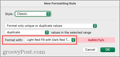 Válassza a Duplikátumok formázása elemet a Mac Excel programban