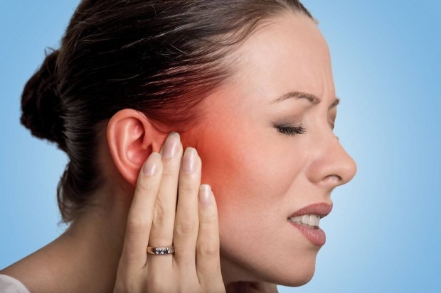 fülkristályjáték tünetei