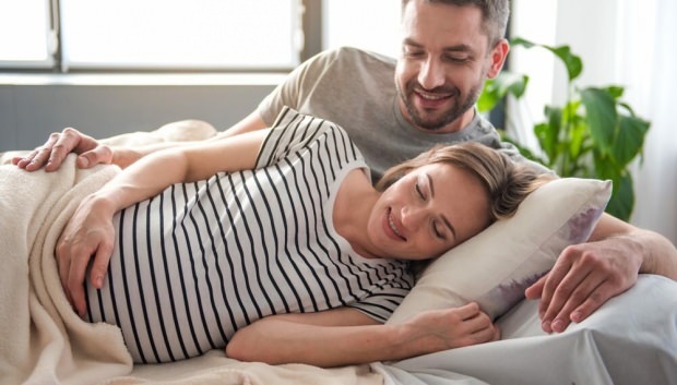 Milyen legyen a kapcsolat a terhesség alatt? Hány hónapig lehet közösülés a terhesség alatt?
