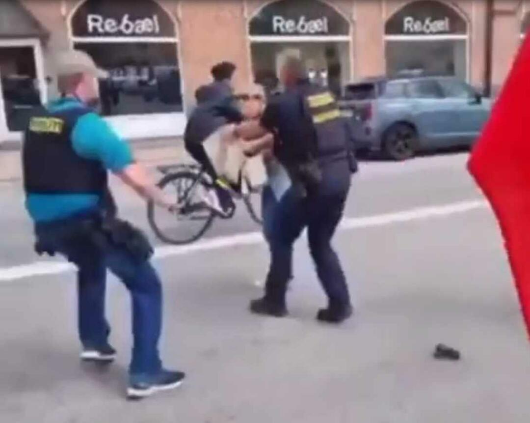 A dán rendőrség rátámadt egy nőre, aki meg akarta akadályozni a Korán elégetését
