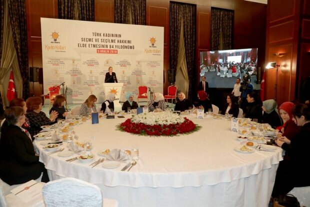 Erdoğan első asszony részt vett a nők jogainak napján